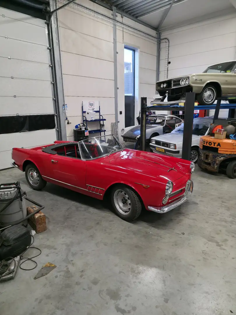 Alfa Romeo 2000 Touring Spider Rood - 1