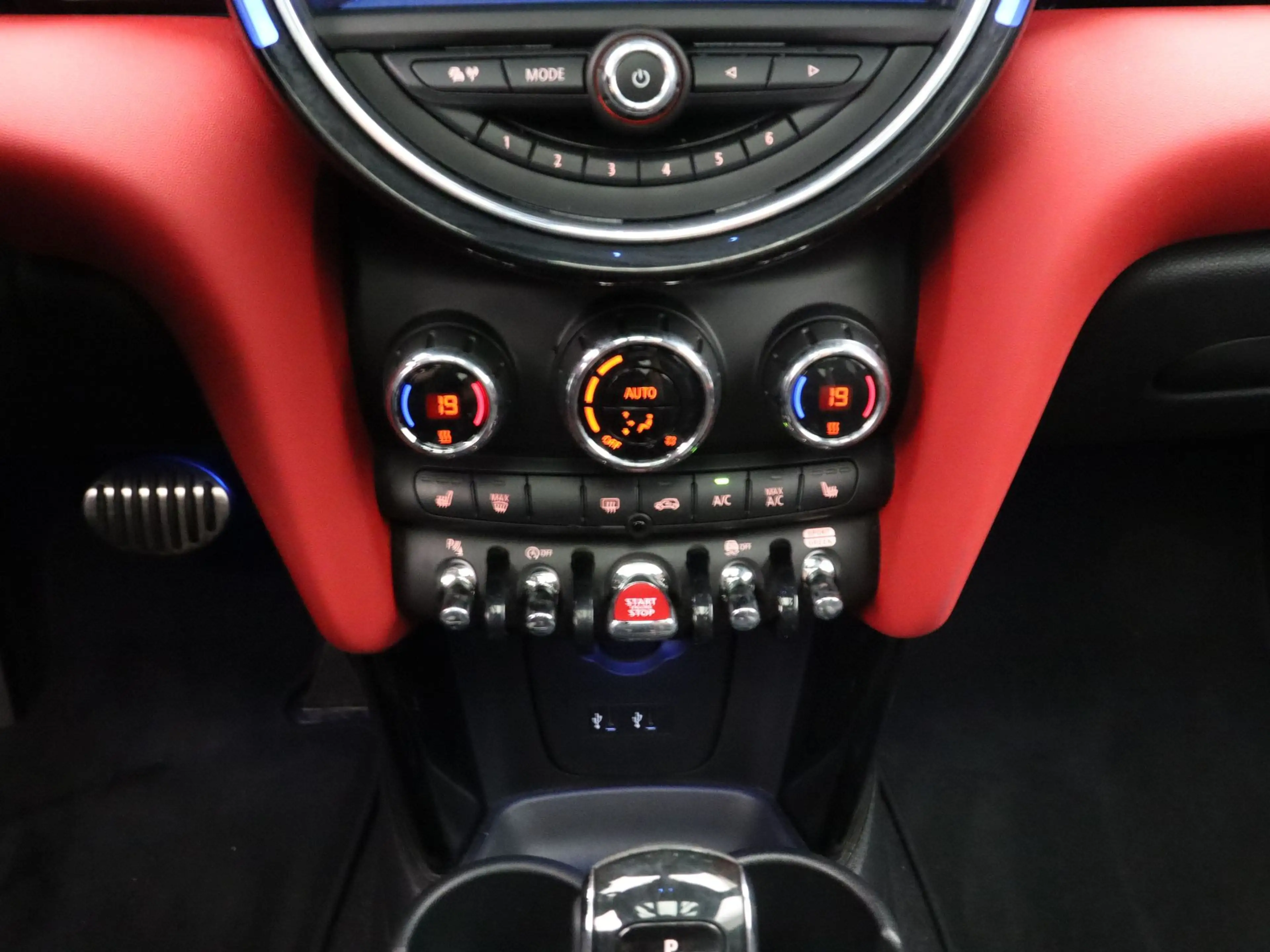 MINI Cooper S 3-deurs Hammersmith Aut. — photo 14
