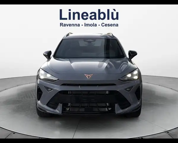 Cupra Formentor view 8