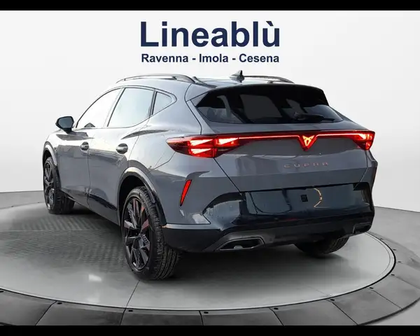 Cupra Formentor view 3