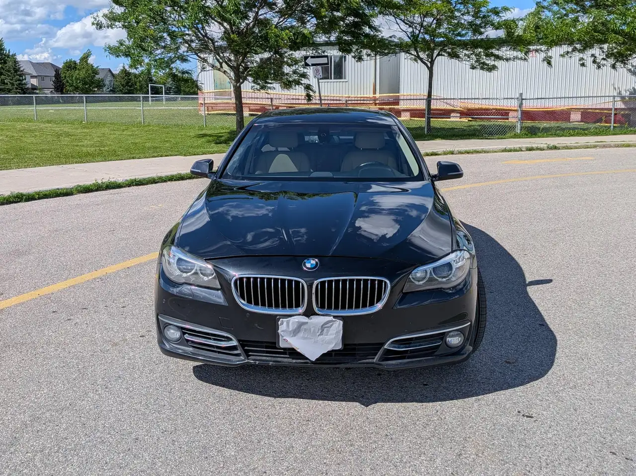BMW 5 Series снимка BMW 5 Series