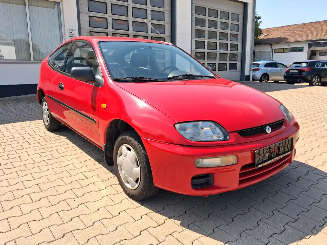 Mazda 323 Coupe 1.5 Aut.,Servo,Zentral,HU-11/2027, foto 3