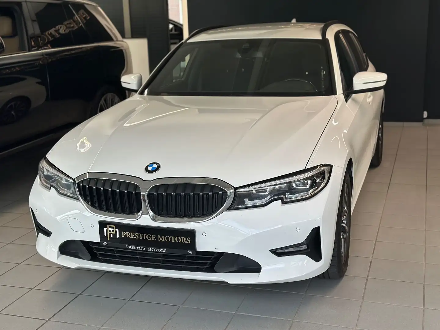 BMW 318 d Advantage SCHECKHEFT VOLL Wit - 2