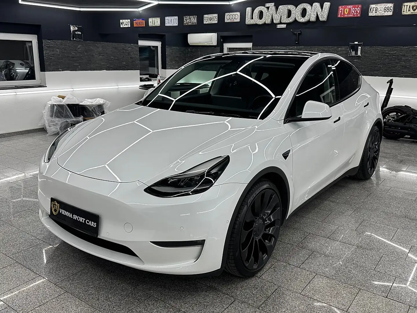 Tesla Model Y Performance AWD*Inkl. MwSt*Leasingfähig* Weiß - 2