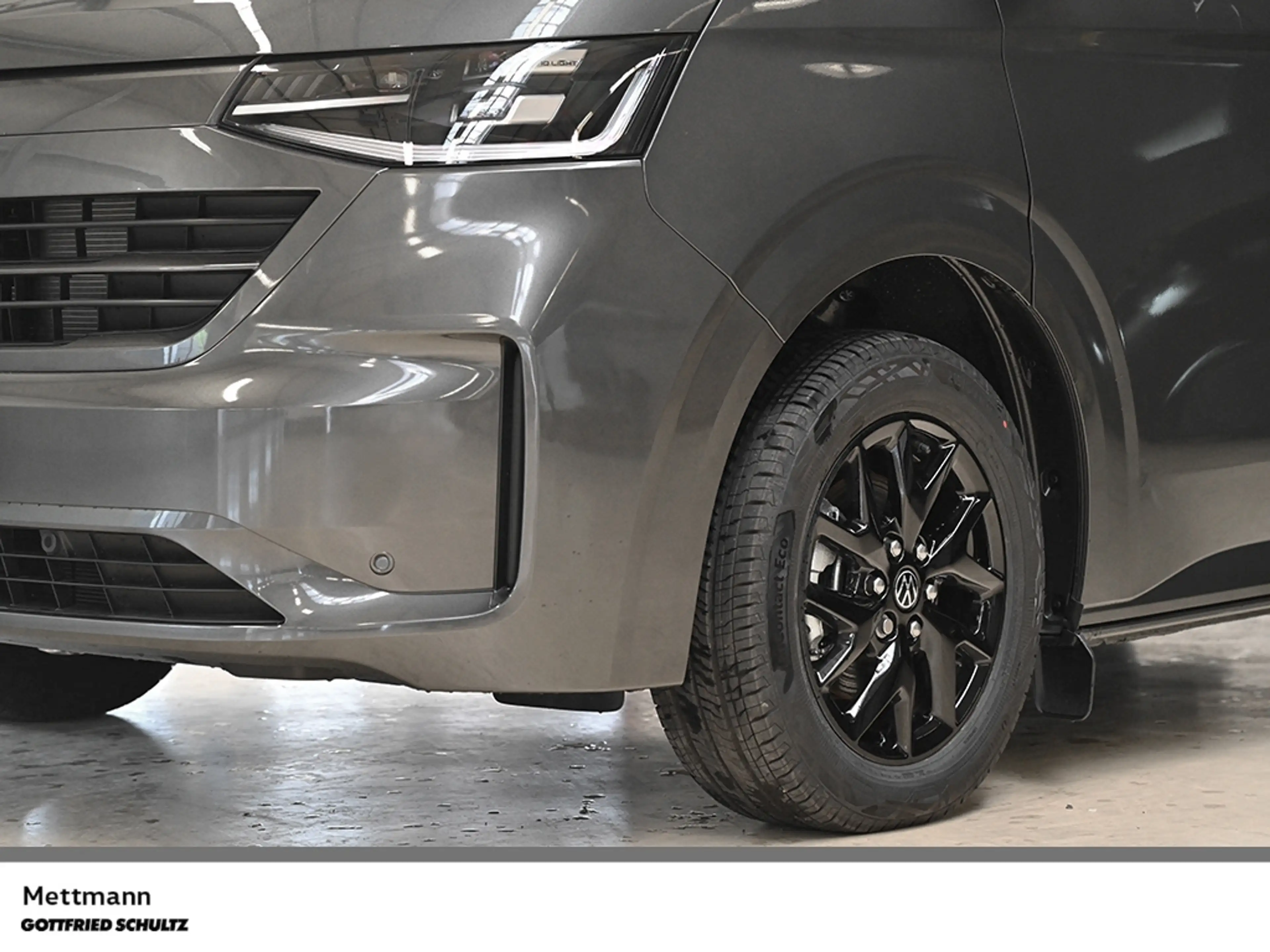 Volkswagen T7 Caravelle Life 2 0 l TDI DSG LED AHK ACC PANO KEYLESSfür Sie — photo 6