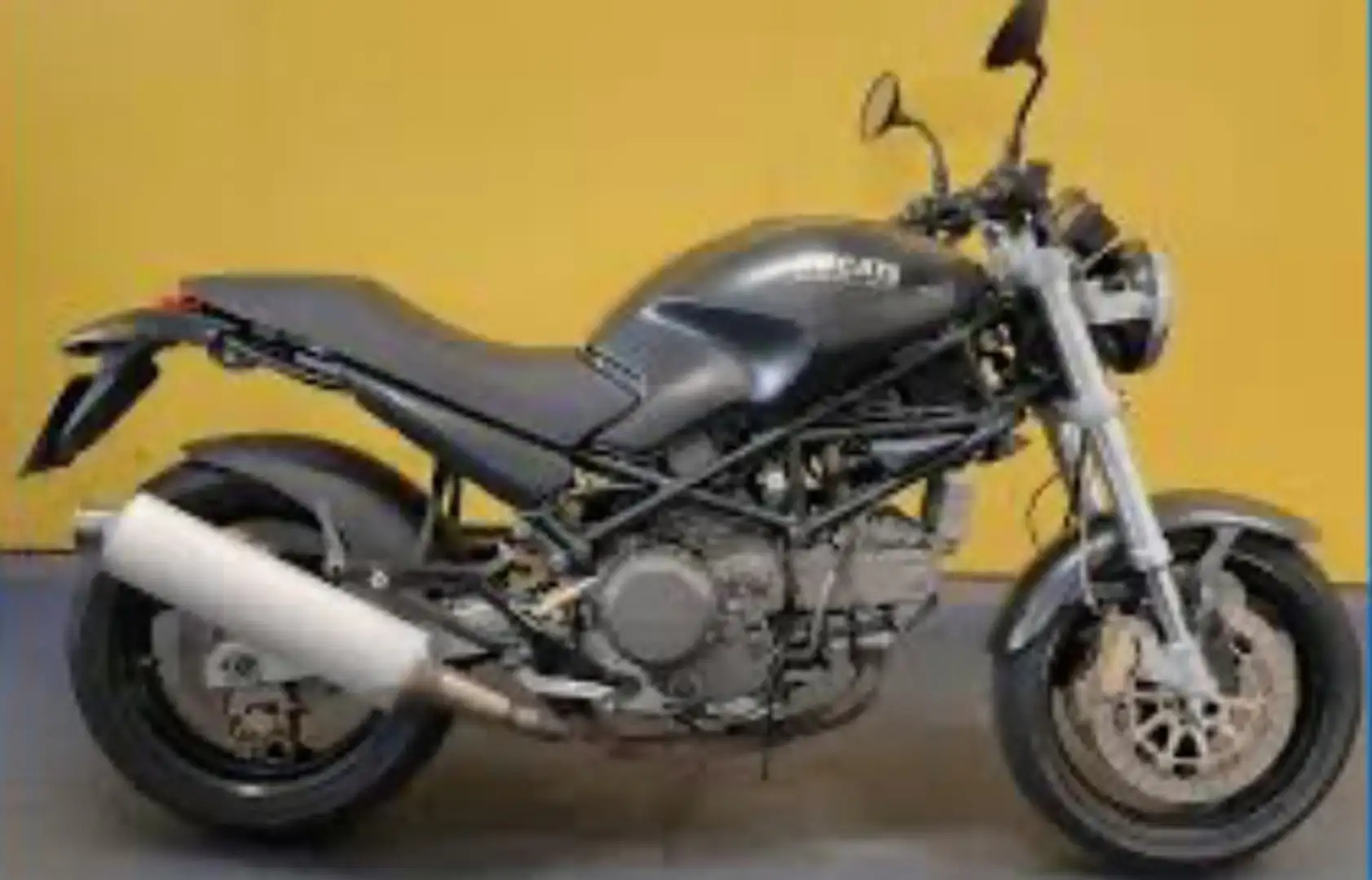 Ducati Monster 600 - 1