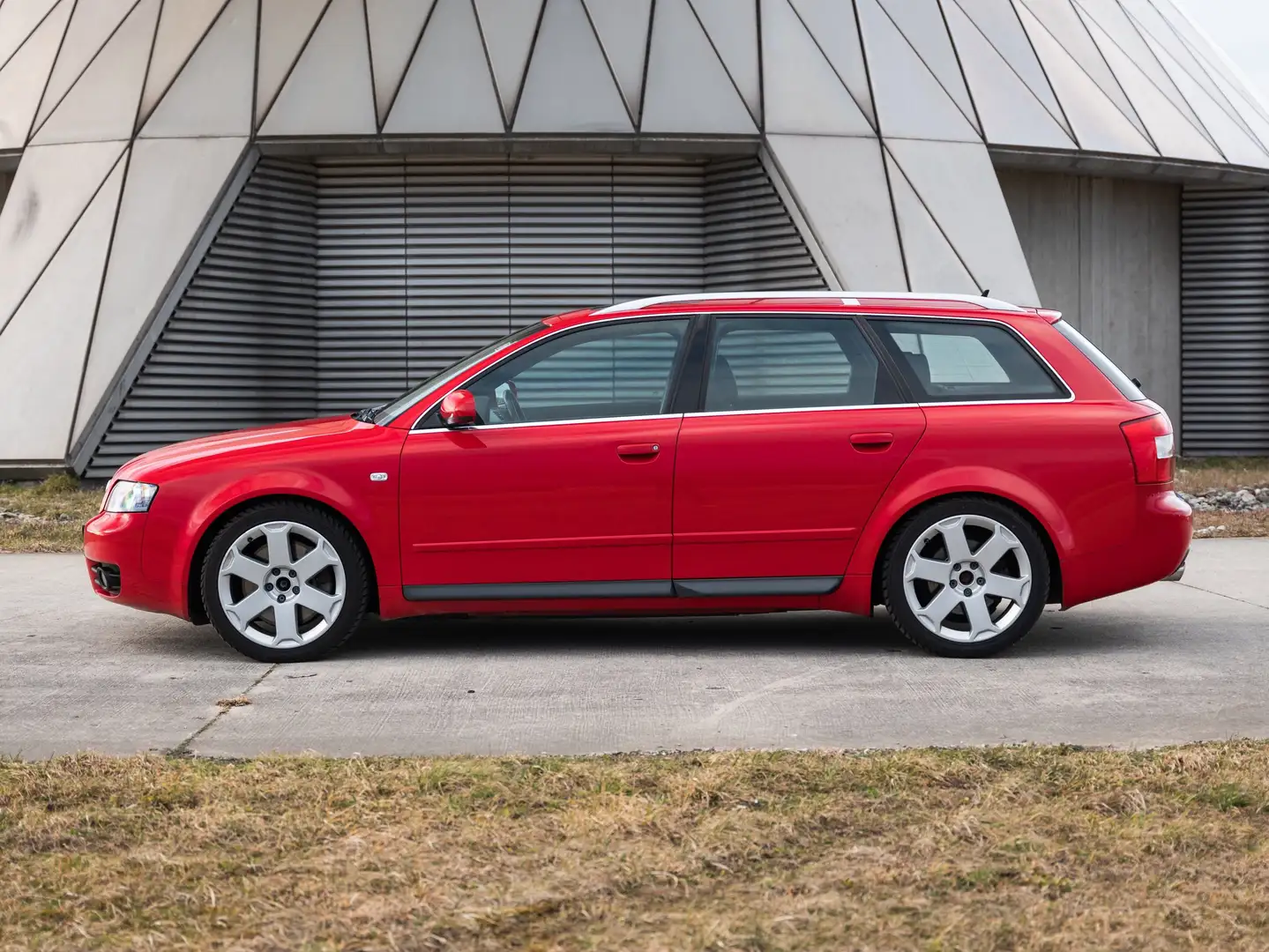 Audi S4 B6 AVANT 4.2 V8 QUATTRO 2004 Rot - 1
