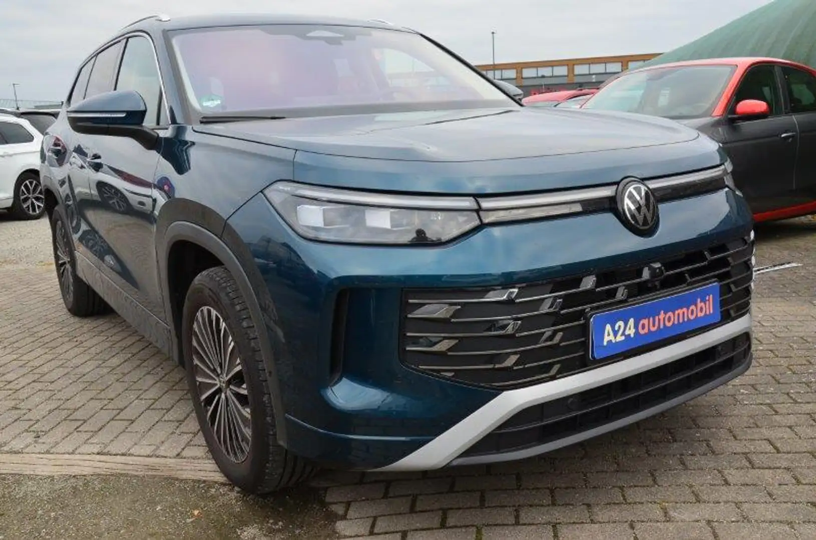 Volkswagen Tayron 2.0 TDI Elegance 4Motion Matrix Leder AHK Standhe Blau - 2