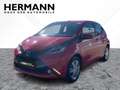 Toyota Aygo 1.0 x-play touch *CAM*LED*LM*KAM Rouge - thumbnail 1