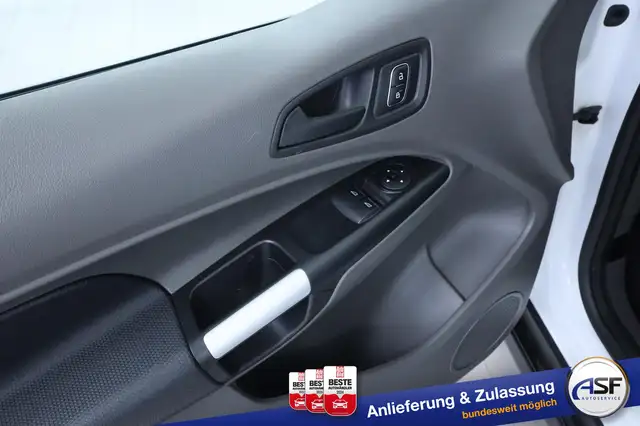 Ford Transit Connect view 16