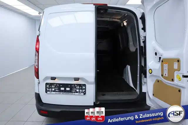 Ford Transit Connect view 8