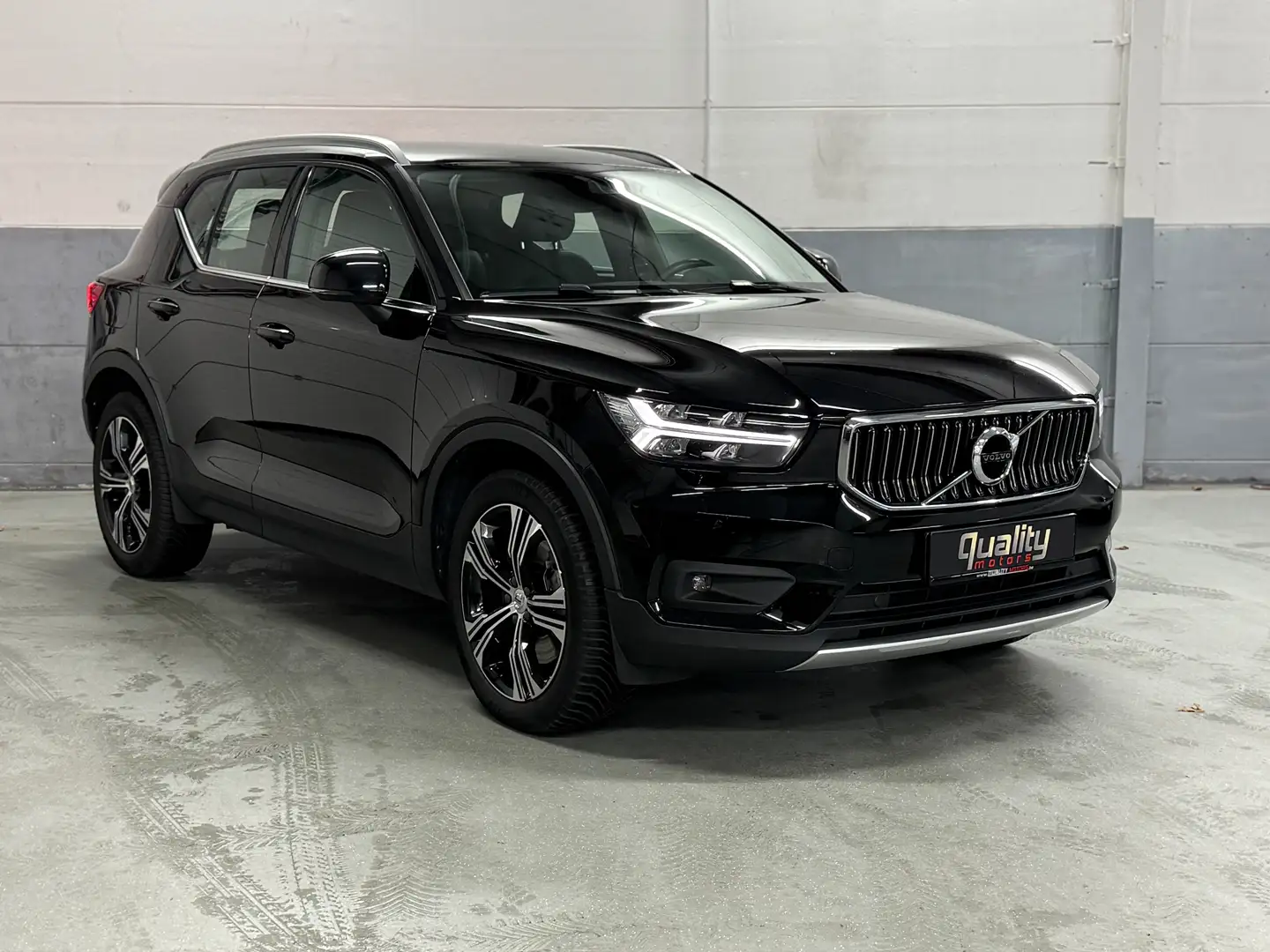 Volvo XC40 XC40 T5 // Inscription // PLUG-IN // LEDER// CAMER Noir - 2