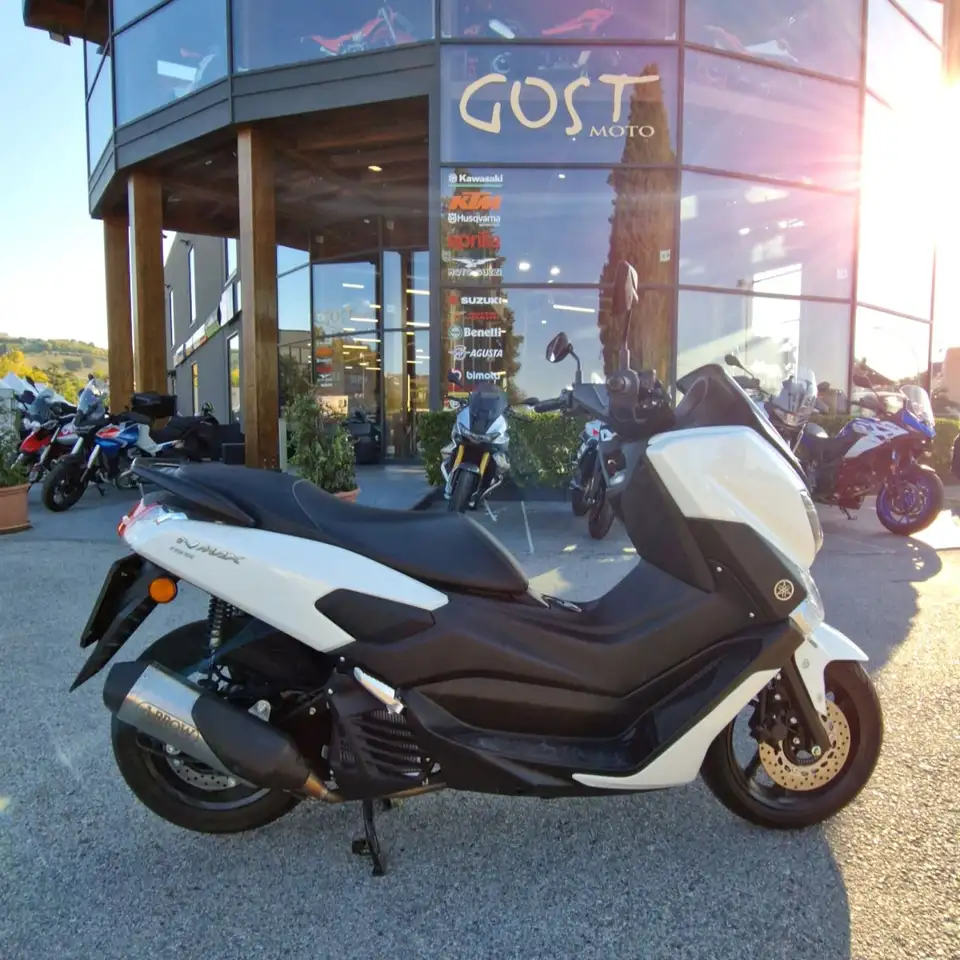 Yamaha NMAX
