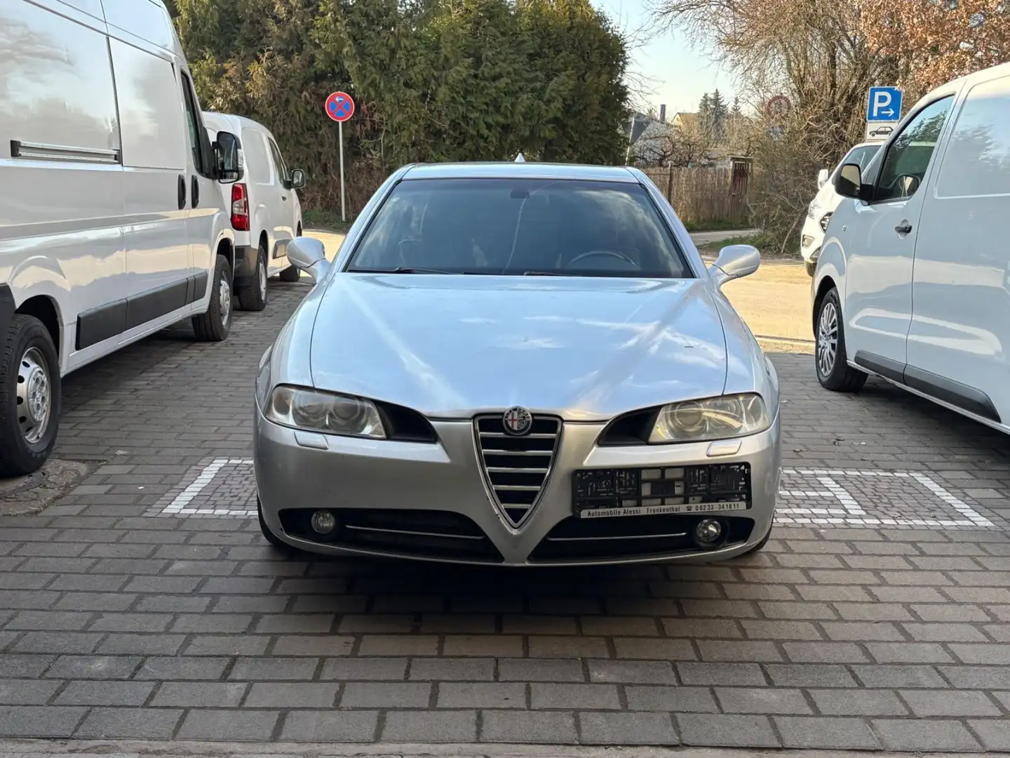 Alfa Romeo 166 2.4 JTD 20V Disti. Sporttronic Silber - 1