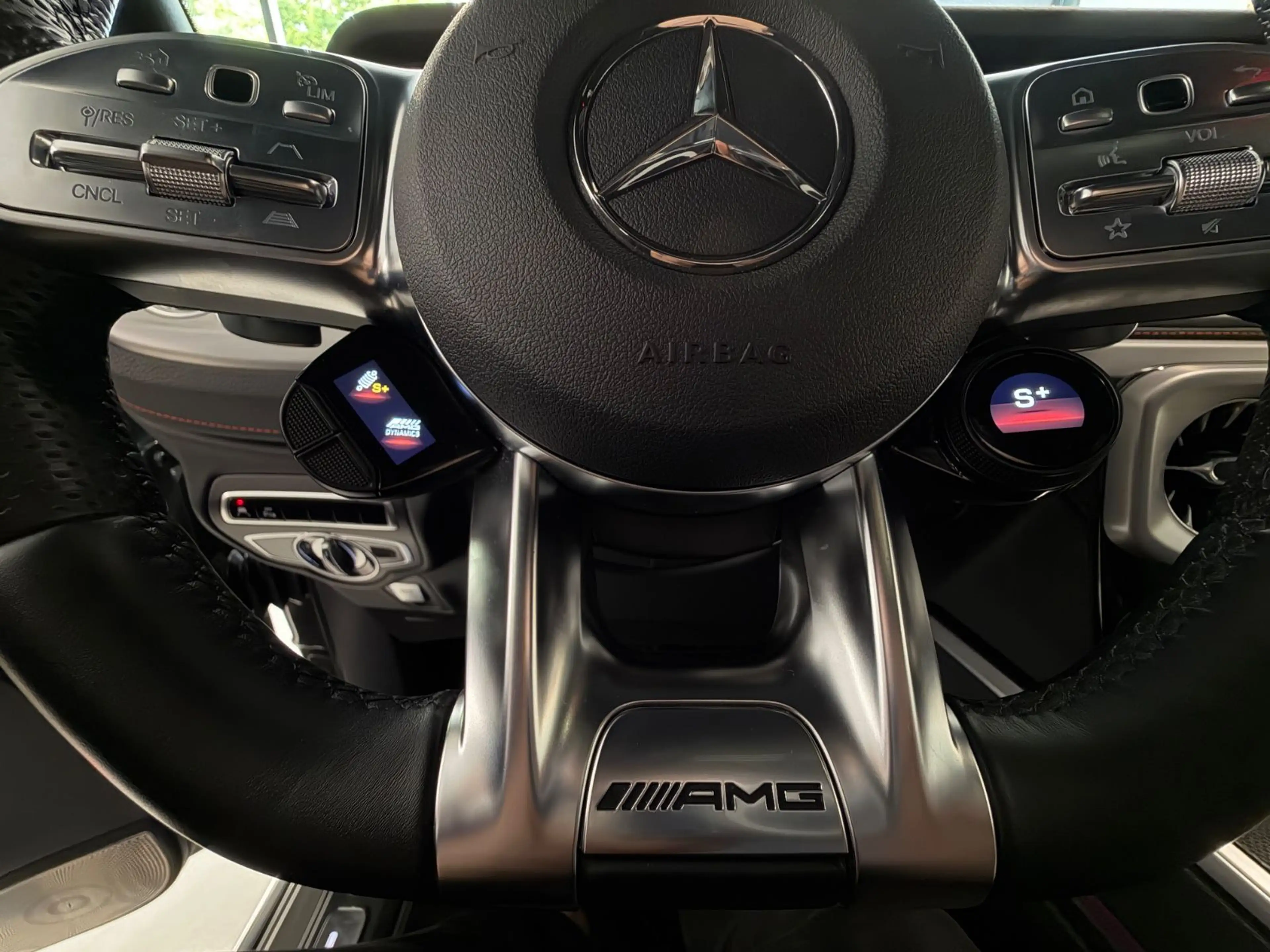 Mercedes-Benz G 63 AMG * Manufaktur Carbon Fond Entertaiment * — photo 15