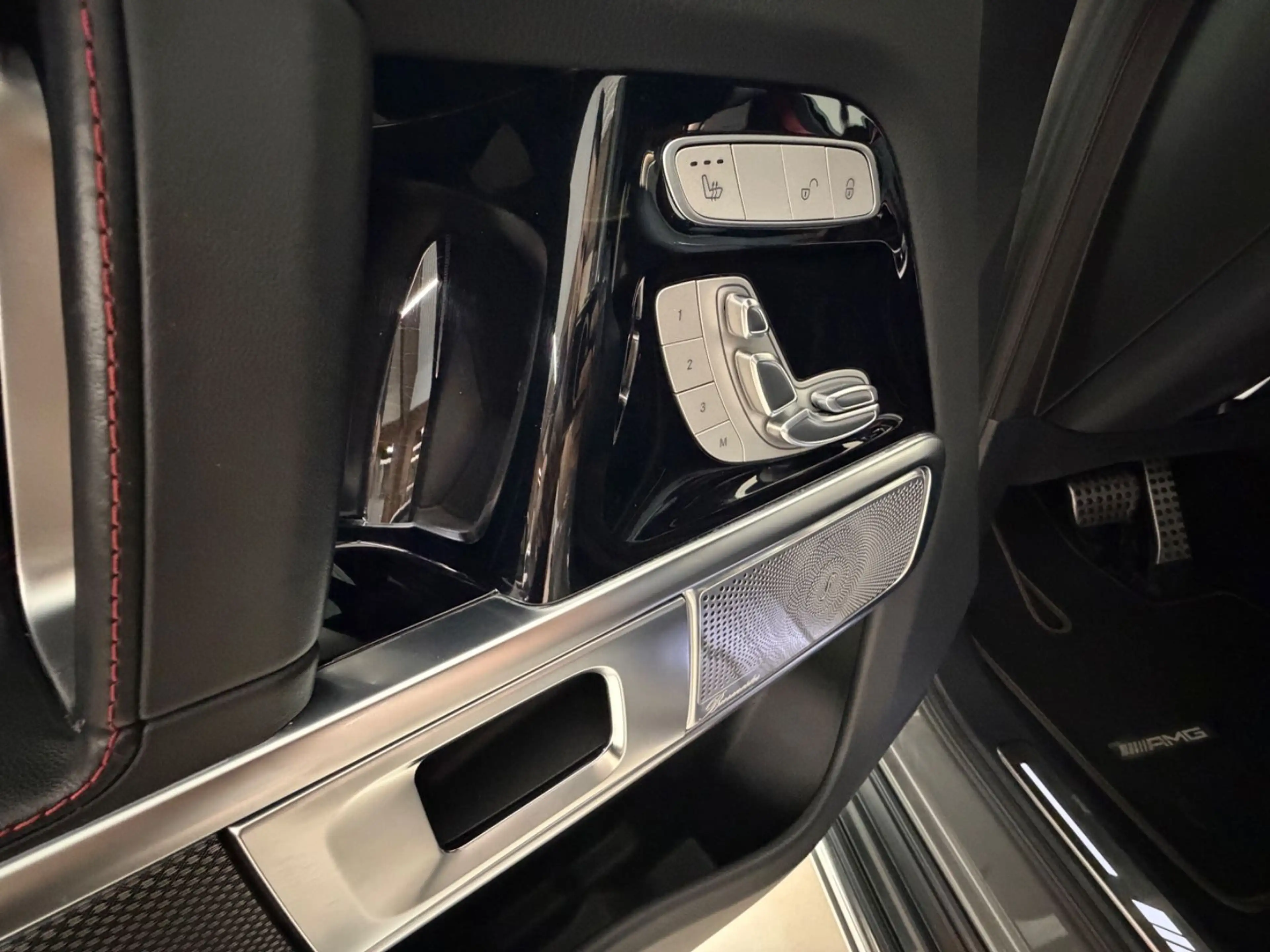 Mercedes-Benz G 63 AMG * Manufaktur Carbon Fond Entertaiment * — photo 10