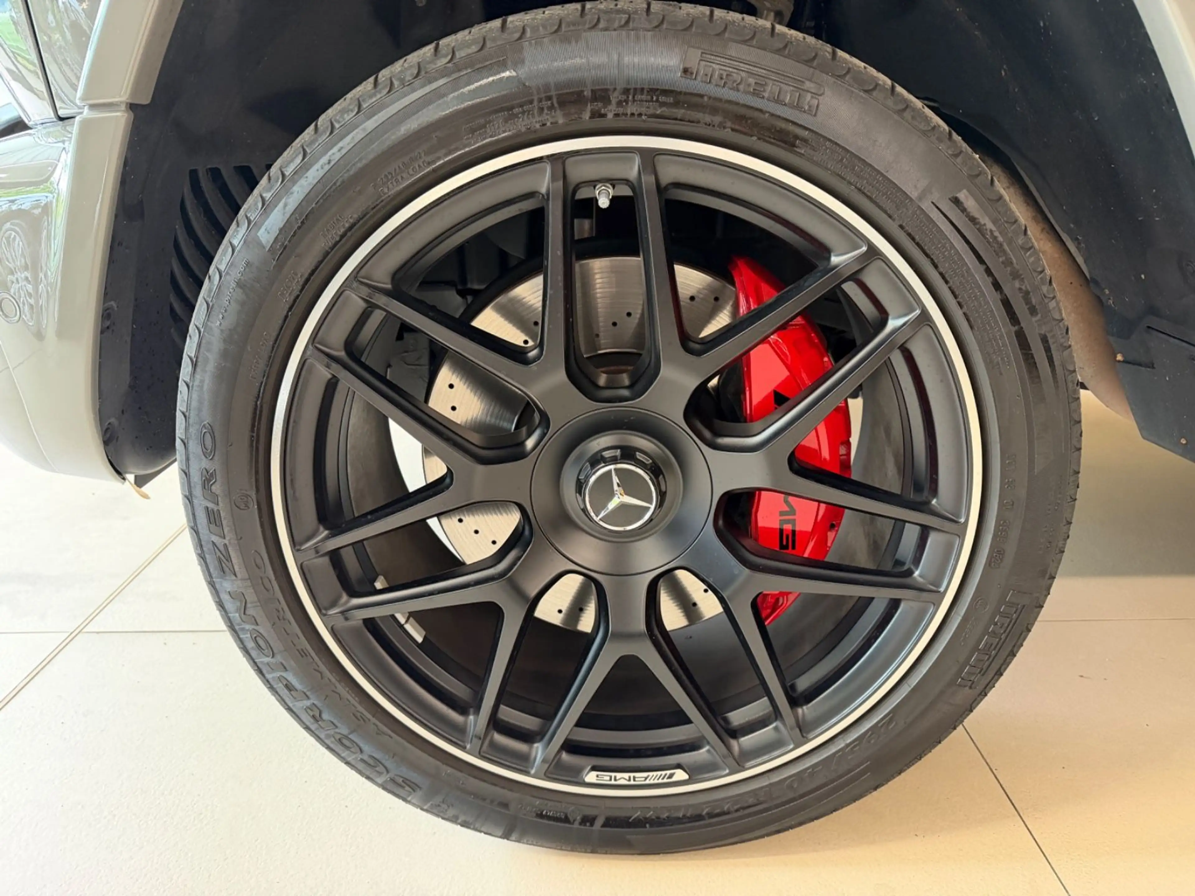 Mercedes-Benz G 63 AMG * Manufaktur Carbon Fond Entertaiment * — photo 6