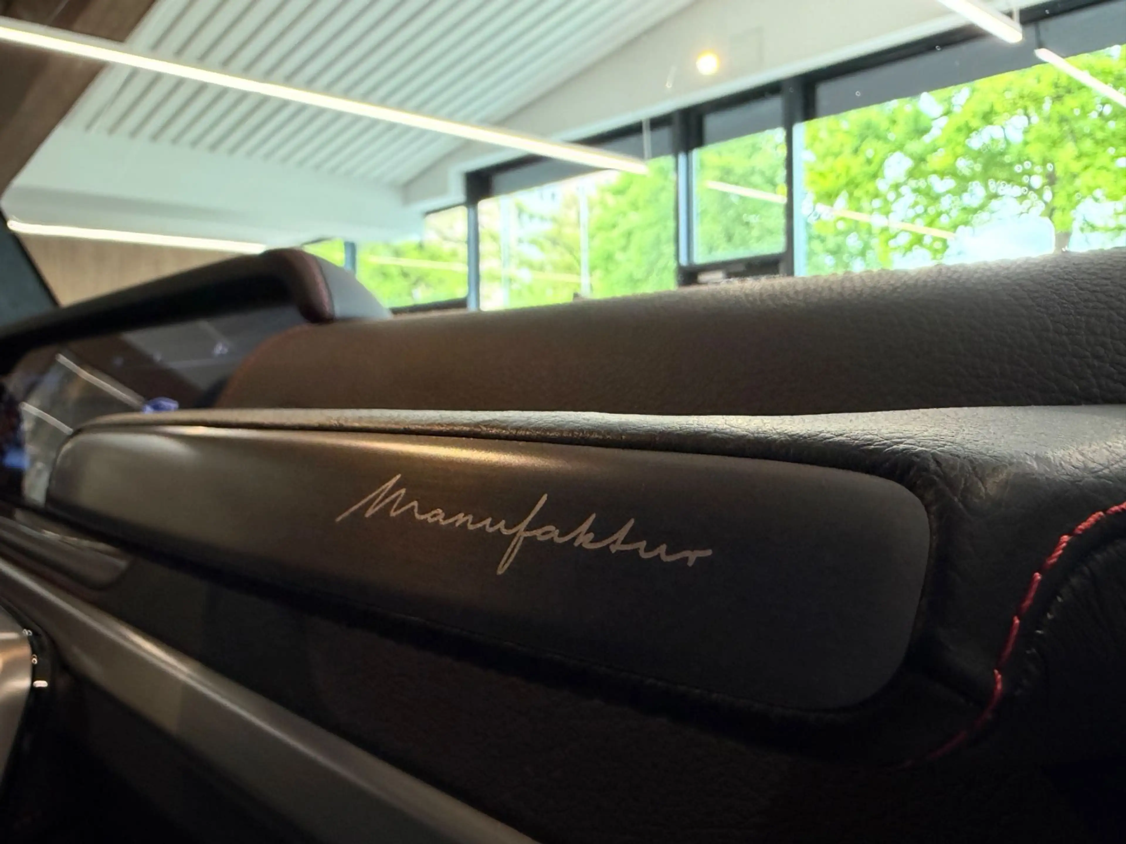 Mercedes-Benz G 63 AMG * Manufaktur Carbon Fond Entertaiment * — photo 8