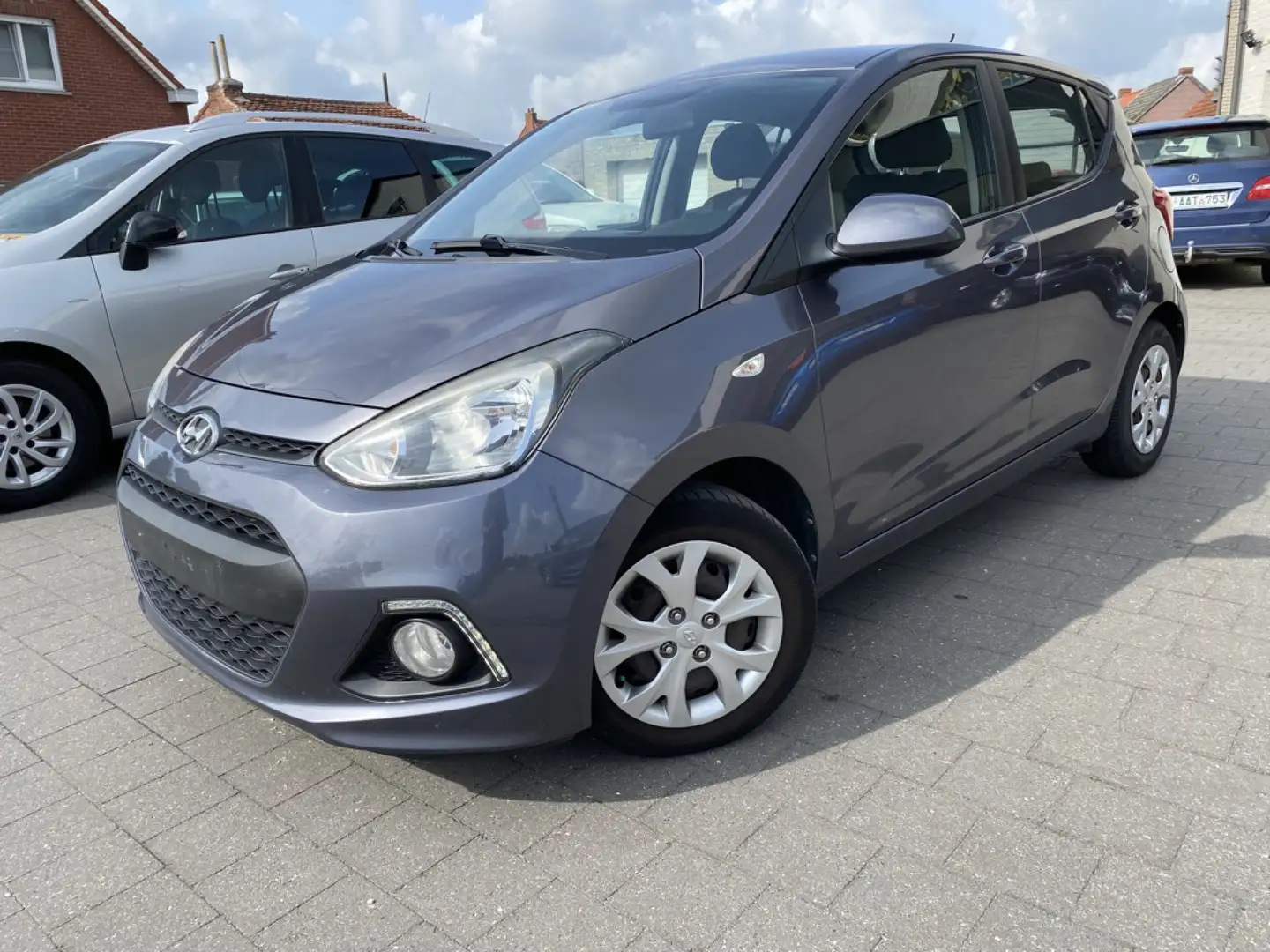 Hyundai i10 1.0 Intro Edition - 1