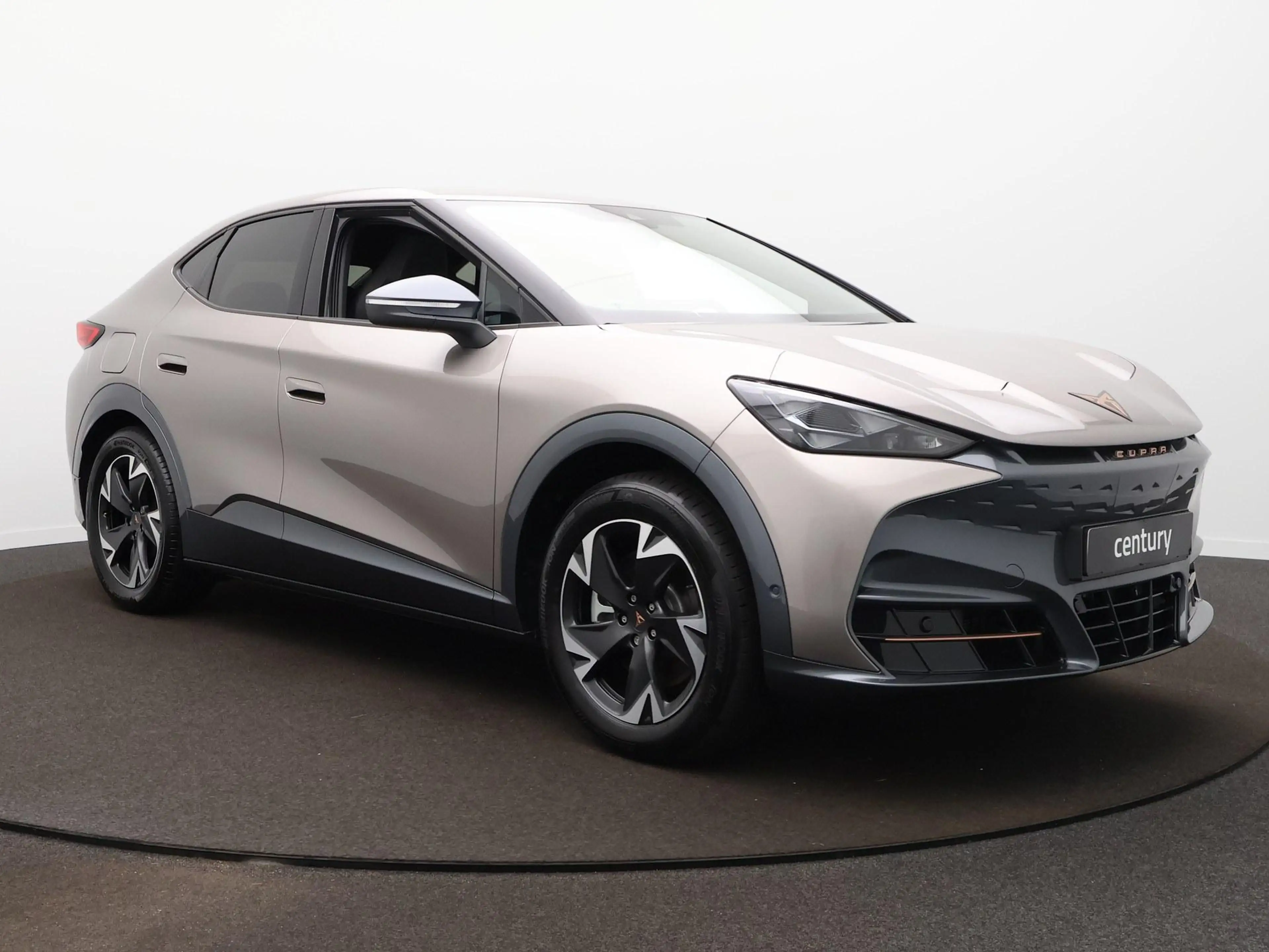 CUPRA Tavascan Business 82 kWh 286pk — photo 3