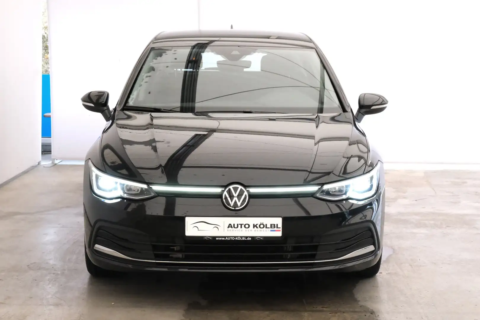 Volkswagen Golf VIII Lim. Style ACC NAVI LED Sound Syst. Schwarz - 2