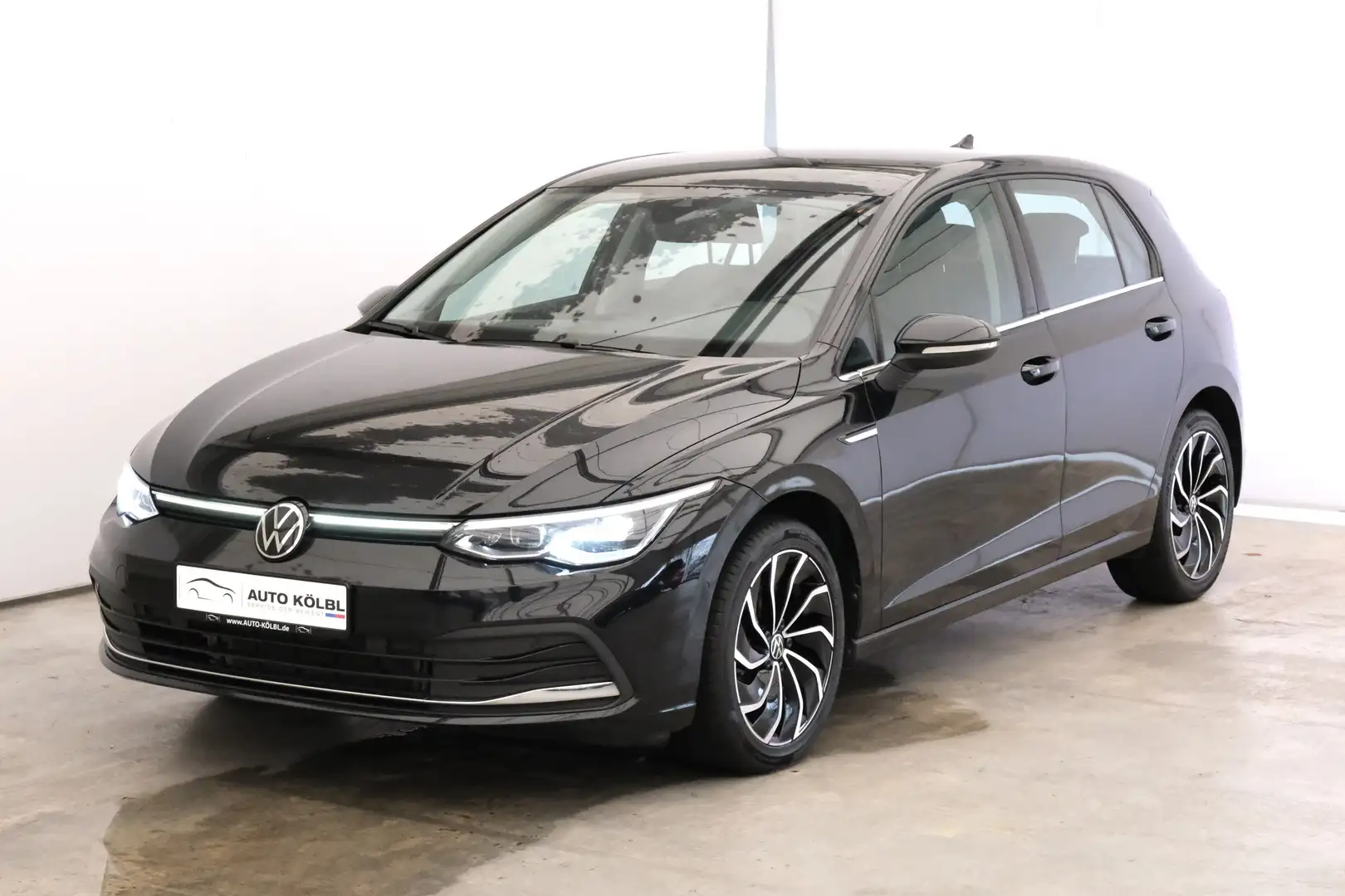 Volkswagen Golf VIII Lim. Style ACC NAVI LED Sound Syst. Schwarz - 1