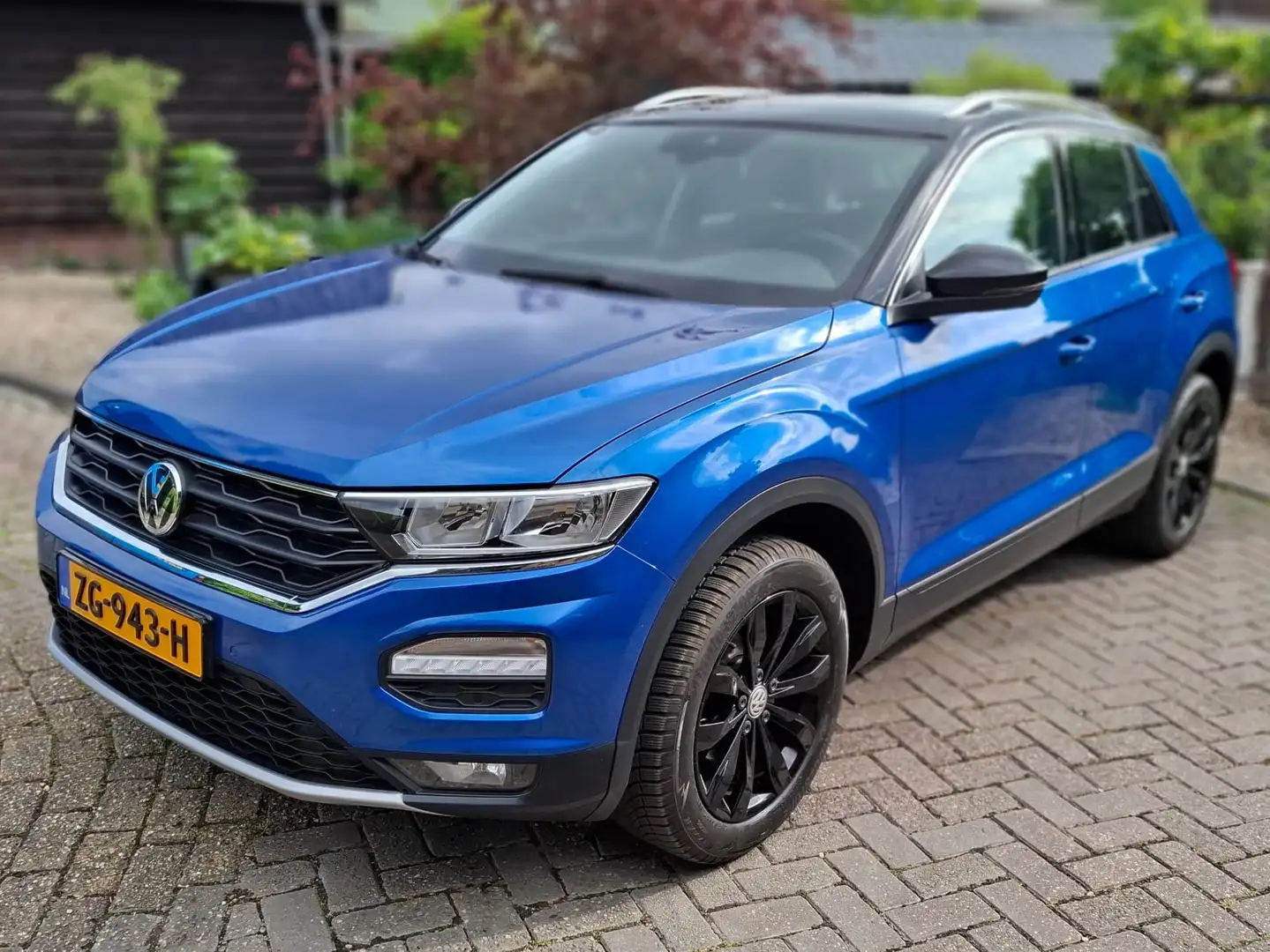 Volkswagen T-Roc 1.0 TSI Style Blauw - 1