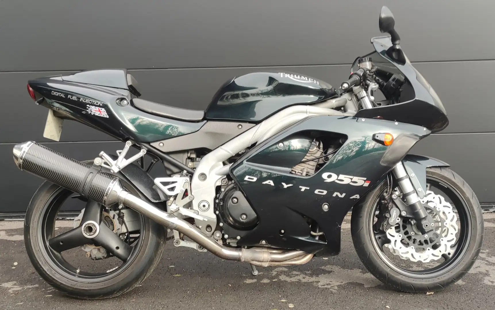 Triumph Daytona 955i zelena - 2