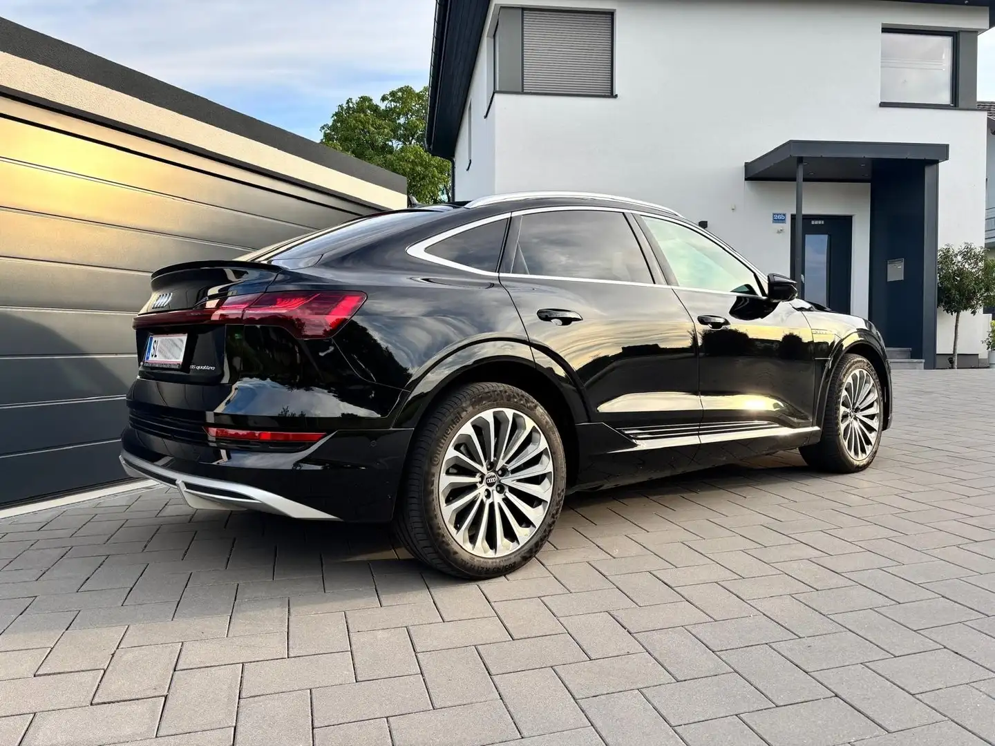 Audi e-tron 55 Quattro/ Sportback/ S-Line/21 Zoll Siyah - 1