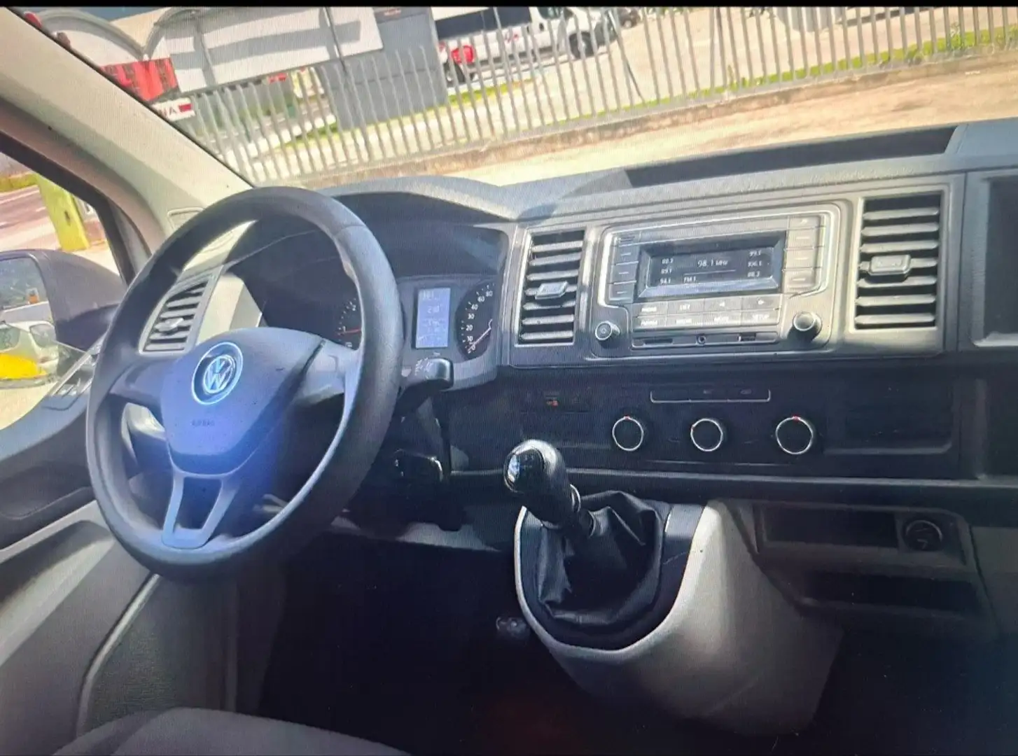 Volkswagen T6 Transporter Standart Bianco - 2