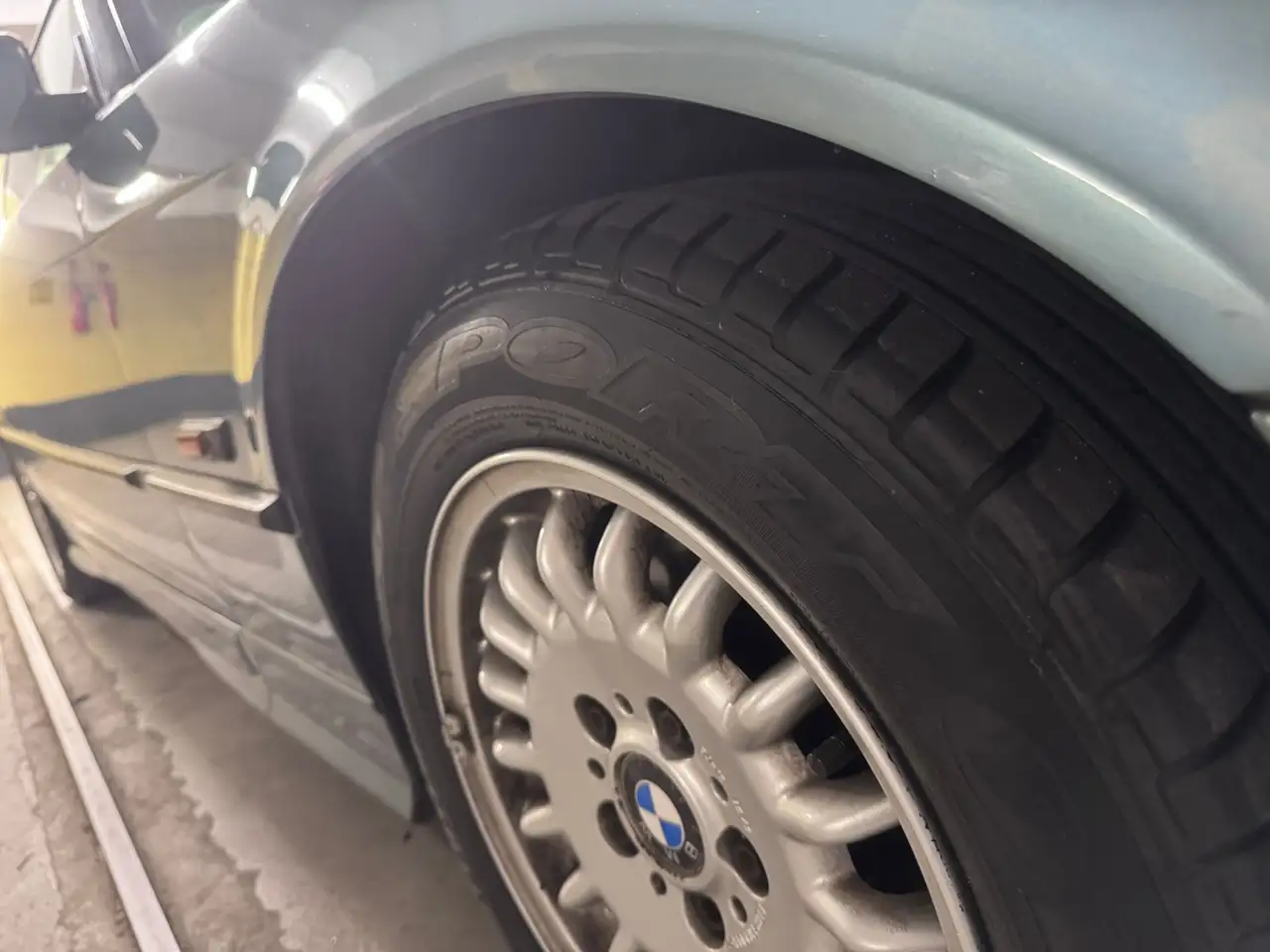 BMW 320i, foto 6