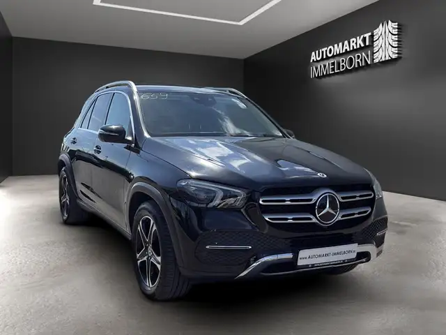 Mercedes-Benz Gle view 2