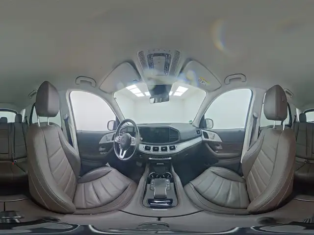 Mercedes-Benz Gle view 13