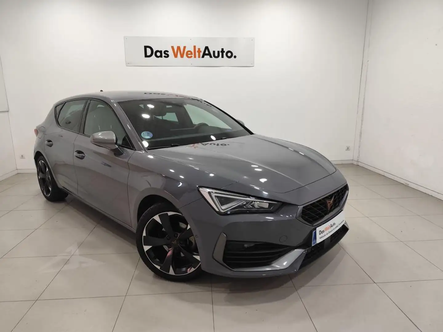 CUPRA Leon 1.5 ETSI DSG 110Kw Gris - 1