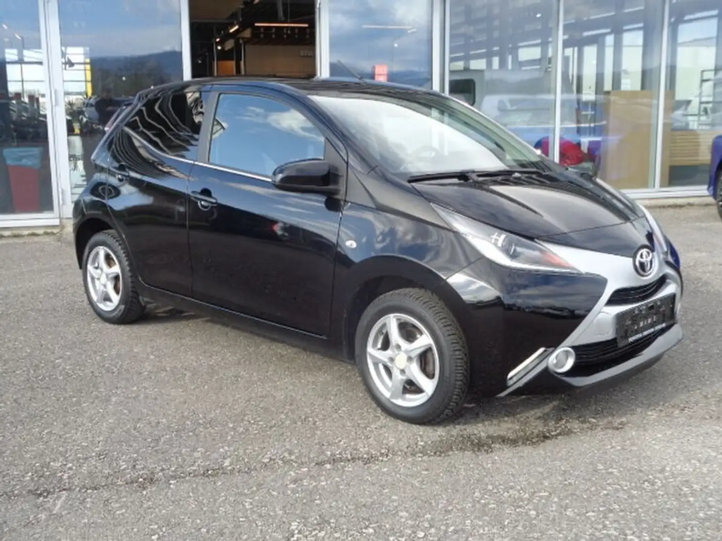 Toyota Aygo x-play *Kamera Schwarz - 2