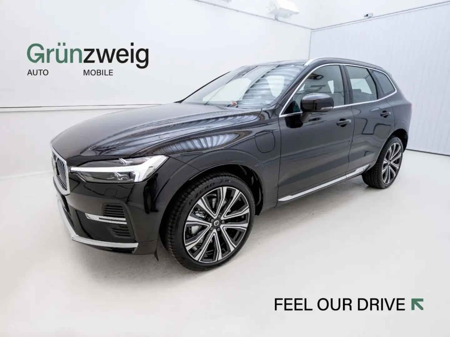 Volvo XC60 Recharge Ultimate, T6 AWD Plug-in Hybrid, Elektris Schwarz - 2