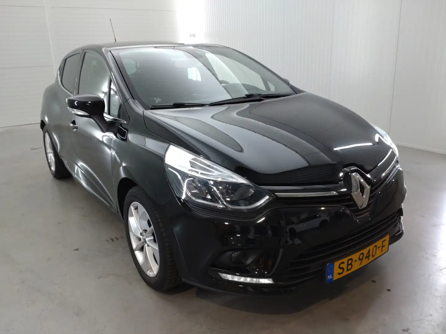 Renault Clio 0.9 TCe Intens | LMV | Navi | Clima | Zwart - 2