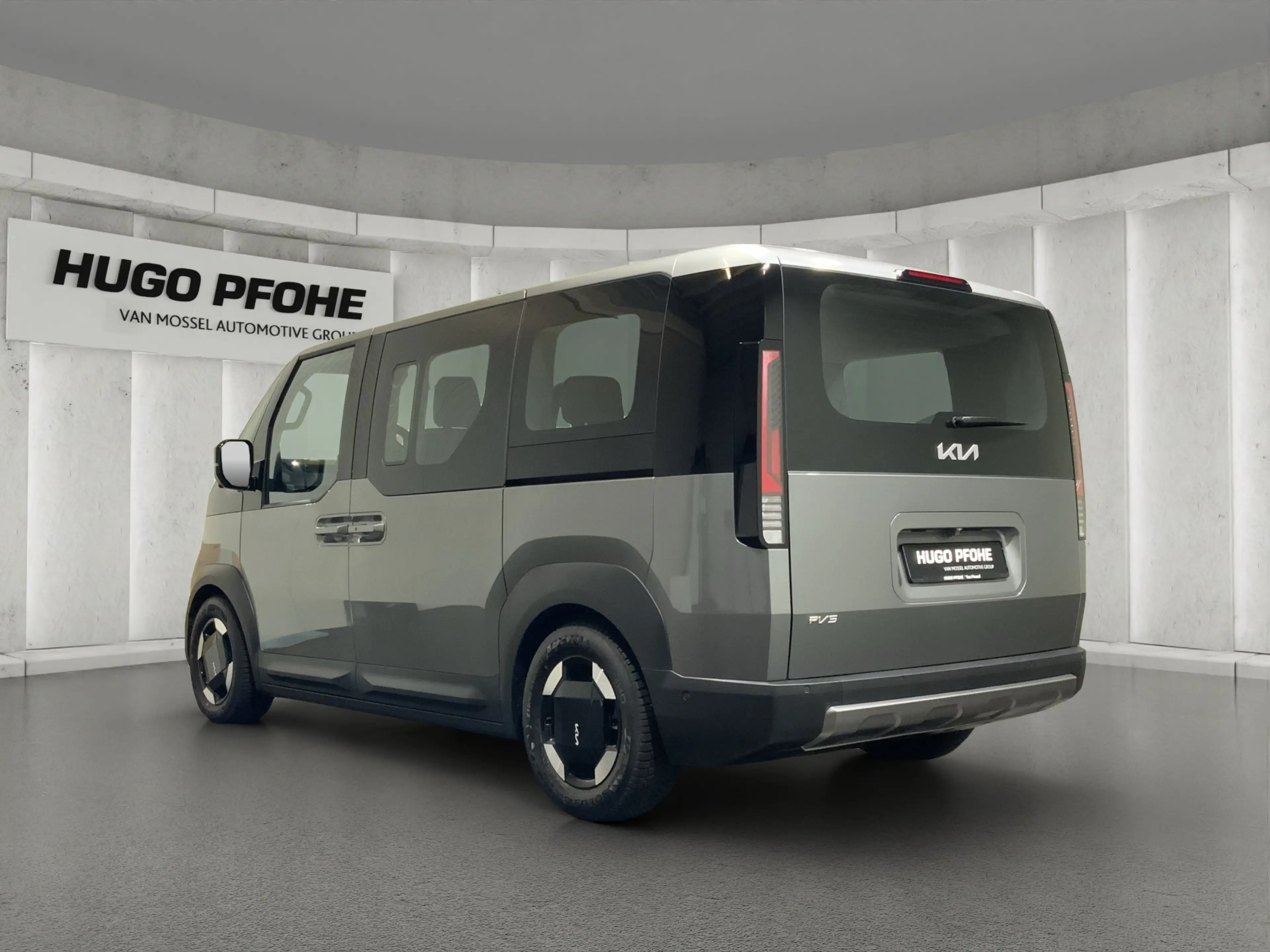 Kia PV5 Passenger Passenger Elite 71.2 kWh Van. 120 kW. 5-türig — photo 3