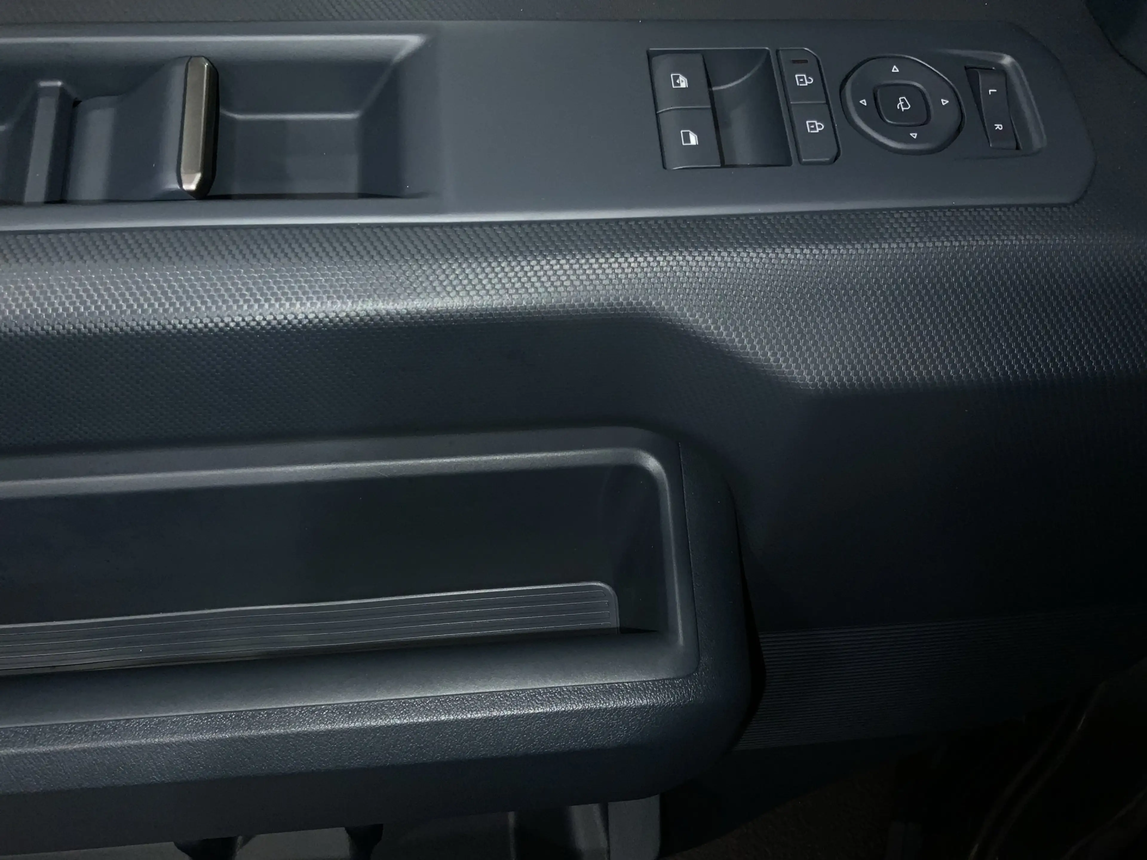 Kia PV5 Passenger Passenger Elite 71.2 kWh Van. 120 kW. 5-türig — photo 15
