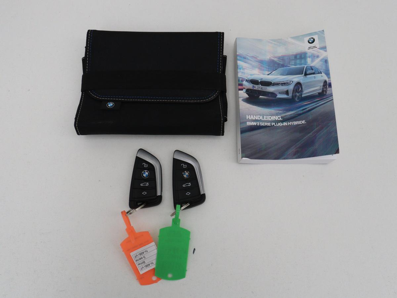 BMW 330 3-serie 330e Business Edition Plus | Sportstoelen — photo 13