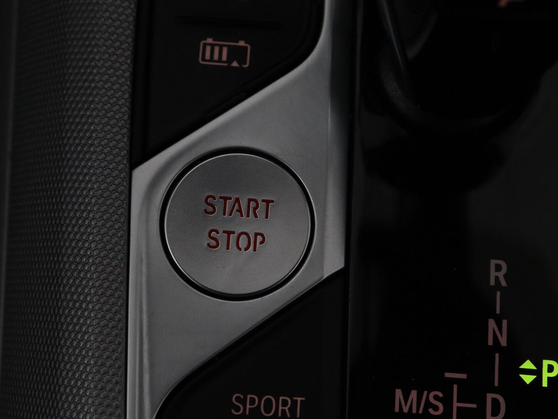 BMW 330 3-serie 330e Business Edition Plus | Sportstoelen — photo 30