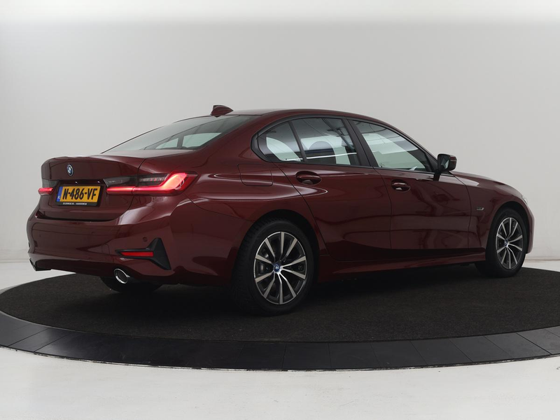 BMW 330 3-serie 330e Business Edition Plus | Sportstoelen — photo 37