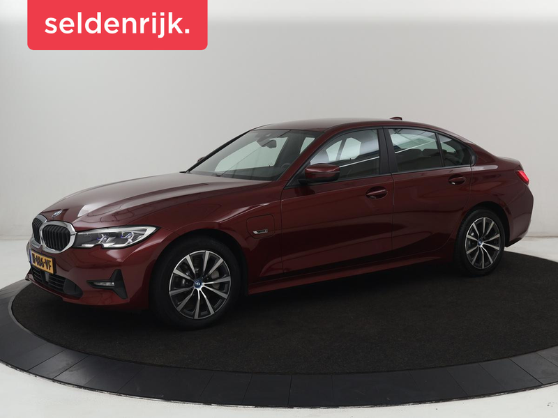 BMW 330 3-serie 330e Business Edition Plus | Sportstoelen