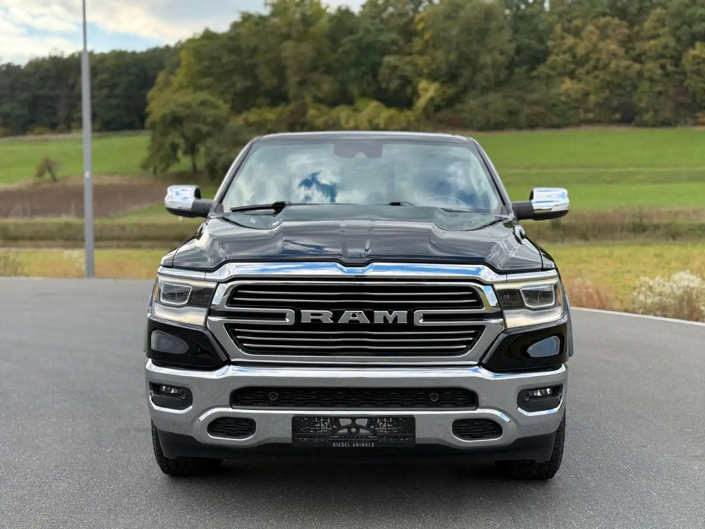 Dodge RAM 5.7l LARAMIE V8 Navi 4x4 LPG Noir - 2