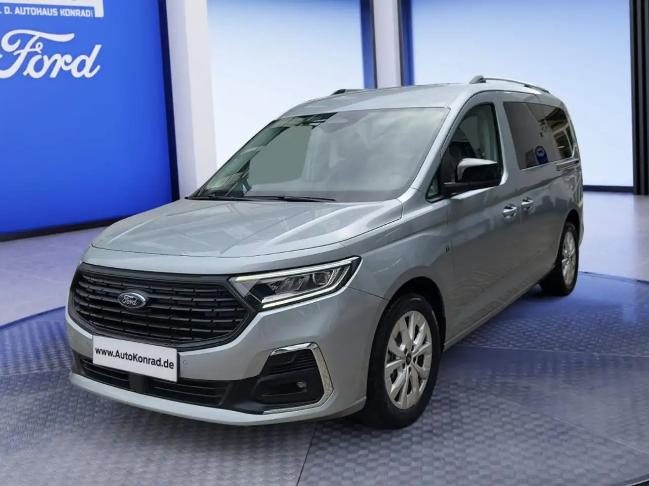 Ford Tourneo Connect Grand 1.5 EcoBoost Aut. TITANIUM