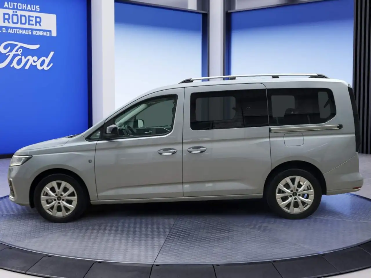 Ford Tourneo Connect Grand 1.5 EcoBoost Aut. TITANIUM 3