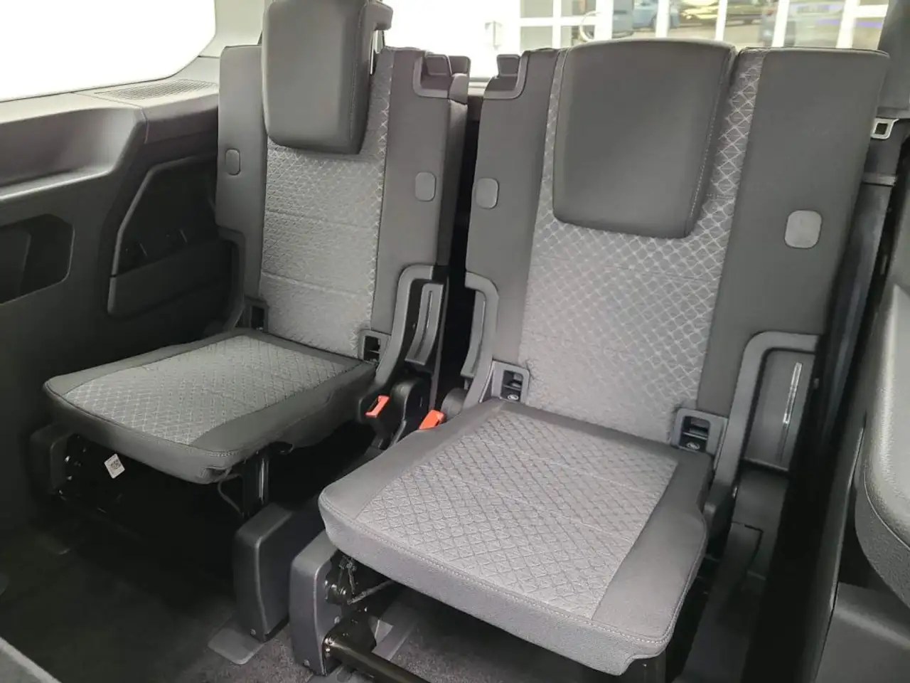 Ford Tourneo Connect Grand 1.5 EcoBoost Aut. TITANIUM 15