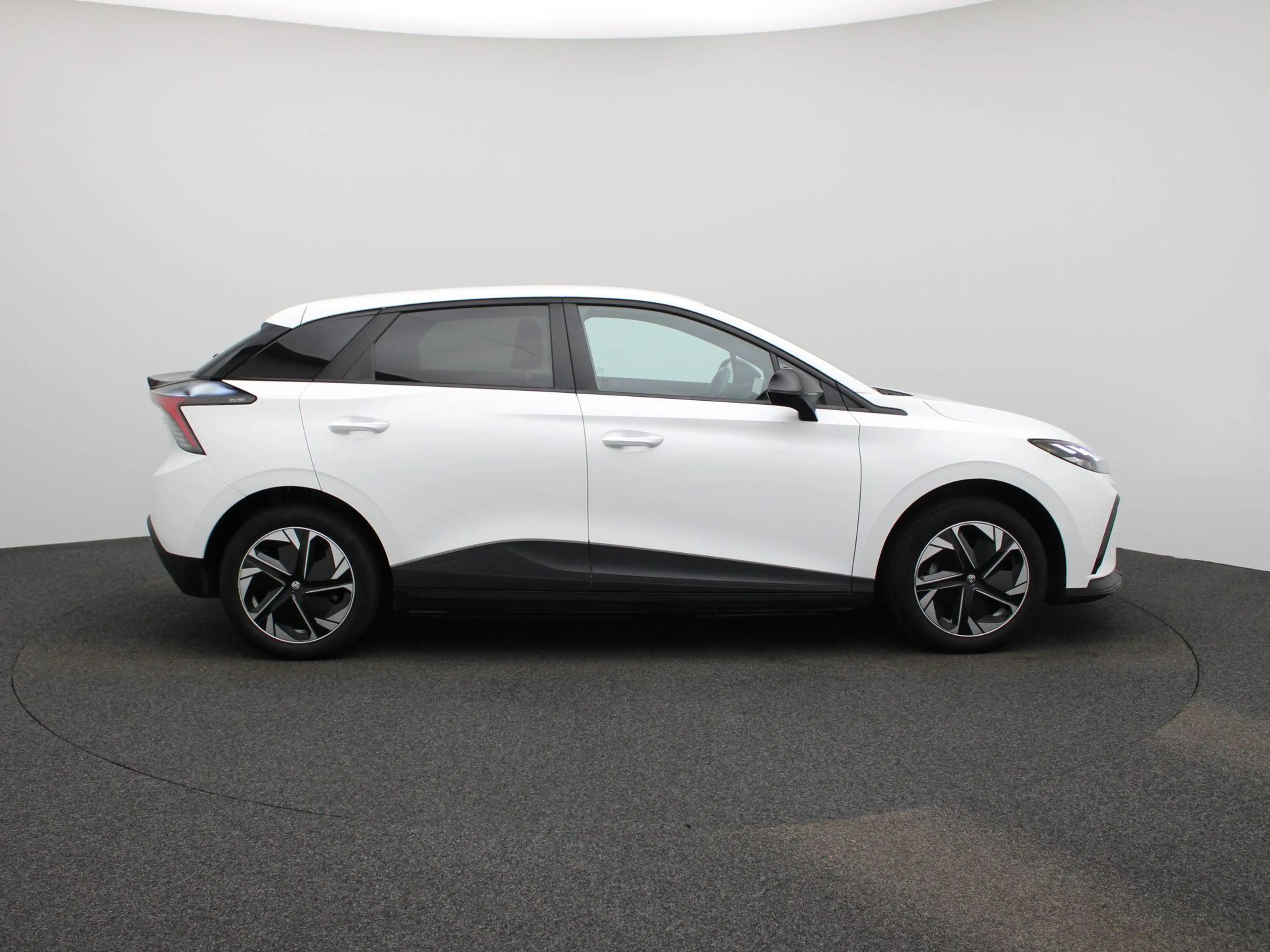 MG MG4 Electric Comfort 64 kWh | WORDT VERWACHT | APPLE C — photo 6