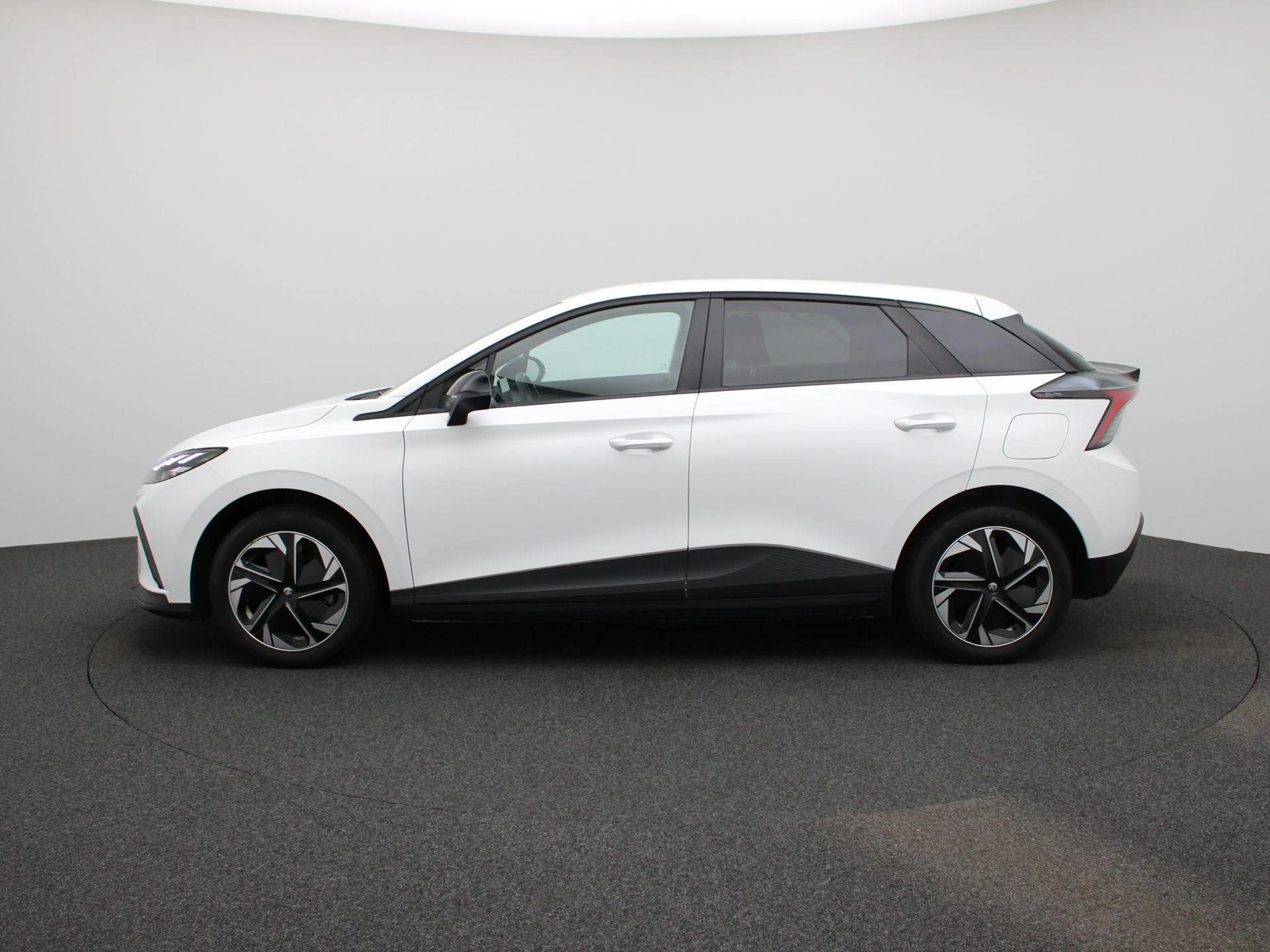 MG MG4 Electric Comfort 64 kWh | WORDT VERWACHT | APPLE C — photo 4