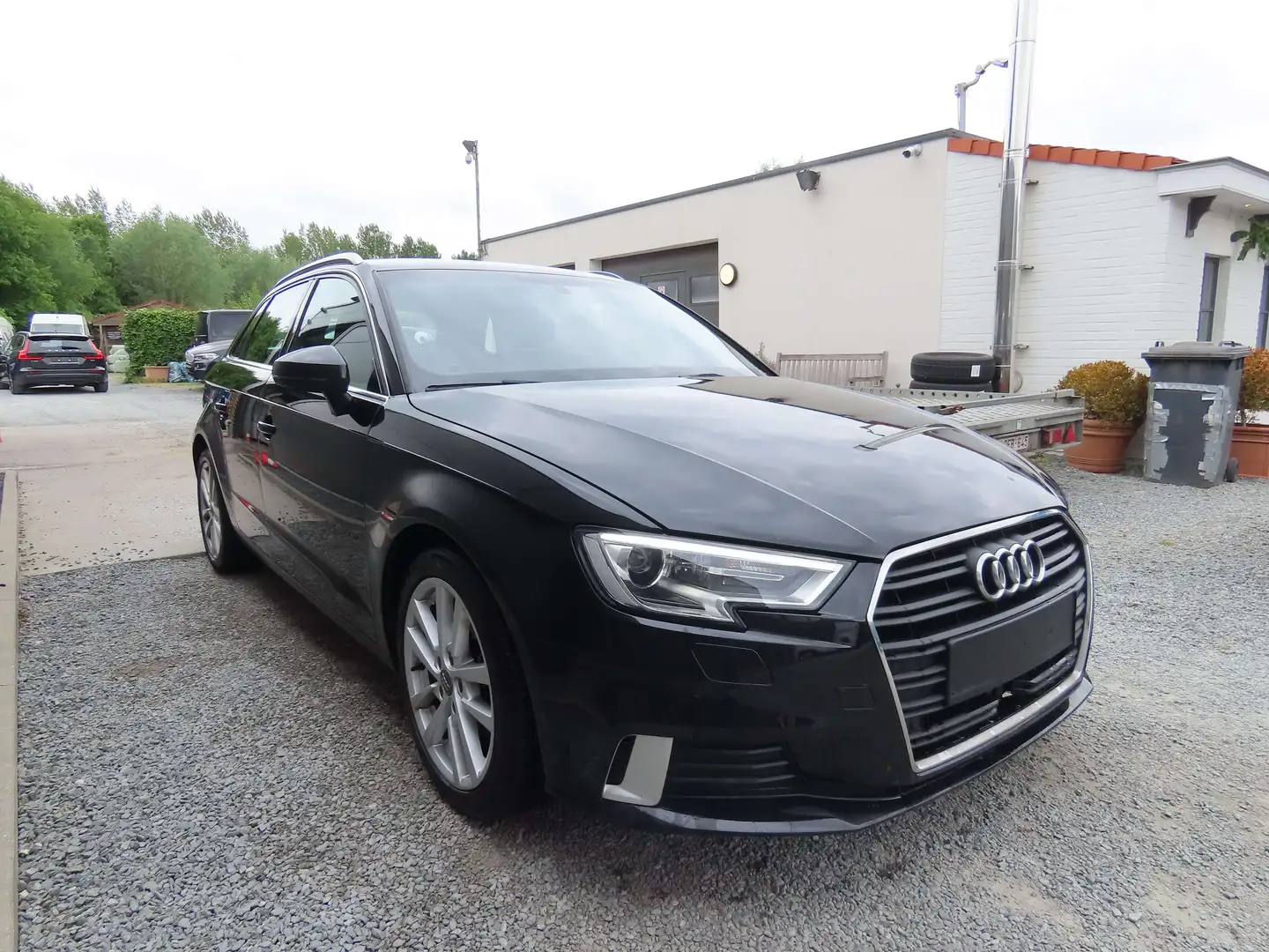 Audi A3 Sportback 1.0 TFSI Sport S tronic Noir - 1